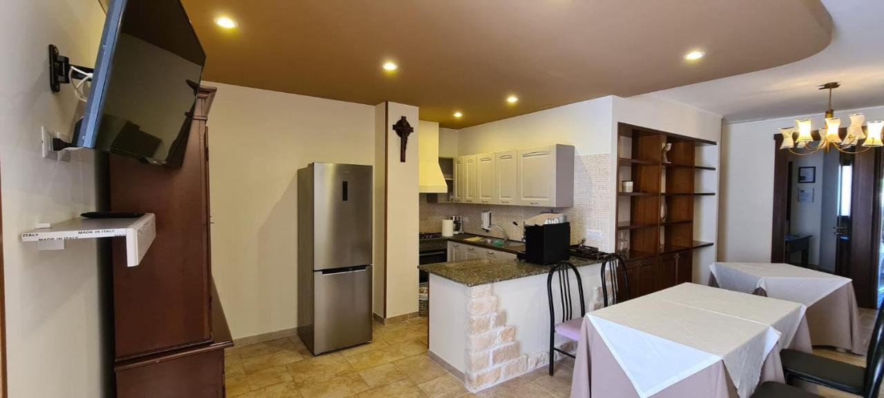 Bed And Breakfast La Terrazza Cisternino Zewnętrze zdjęcie
